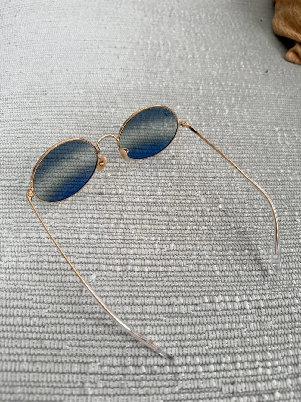 Ray-Ban Oval RB1970 001/GA 54 Arista Clear Gradient Blue Gold Frame Sunglasses